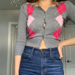 Grey & pink argyle cropped cardigan